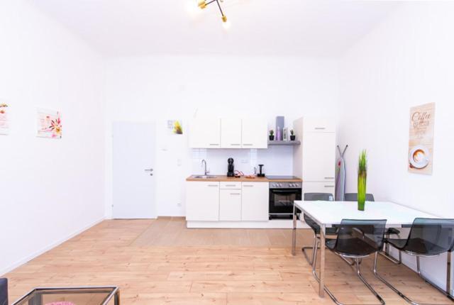 Sunshine By Prater Apartman Bécs Kültér fotó